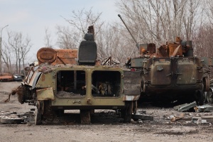 俄美恢复双边沟通，乌称正遭美国施压移交顿巴斯