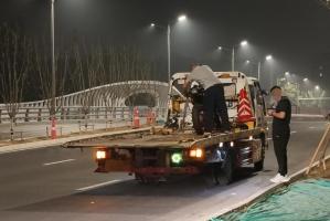北京交警严厉打击这类违法行为，多名驾驶人被依法查处 夜间摩托车违法整治行动