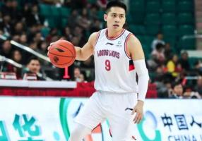 陈盈骏当选CBA第三周最佳球员 场均28.3分12.3助攻