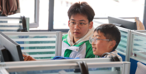 粤藏师生同上一堂人工智能课