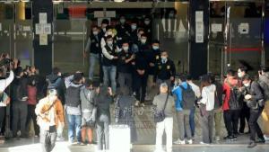 太阳城集团创办人周焯华等21人被起诉 被控非法赌博等