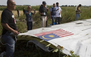 马航MH17坠机案调查暂停，此前在乌克兰边境地区坠毁