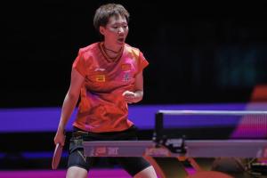 乒乓球澳门世界杯：王曼昱胜巴特拉，霸气四连胜