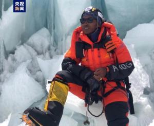 尼泊尔登山者第29次登顶珠峰 再破世界纪录