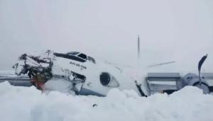 俄客机在北极紧急迫降断成两截 41人幸存仅3人受伤