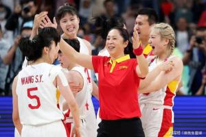 中国女篮VS塞尔维亚5大看点：李月汝成关键 如何调整冲首胜