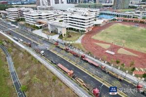 深圳一高中外貨車大擺龍門陣 違停亂象引擔憂