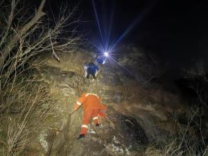 北京倆老人爬山迷路，消防連夜搜救無(wú)果,！再次進(jìn)山有意外發(fā)現(xiàn) 村民好心收留