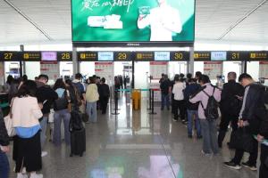 江北机场T3B航站楼试运行3天 实战检验运营状态