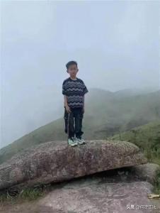 福建8歲男童在山頂走失 通宵搜救暫無(wú)進(jìn)展