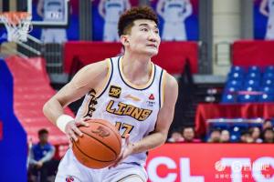 孫銘徽季后賽已吃3T 將被罰款5千元 逼近禁賽邊緣