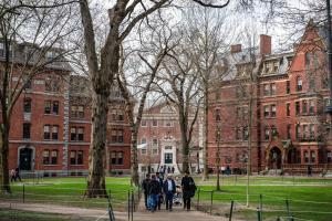 美暫停哈佛大學招收國際學生資格 SEVP認證被撤