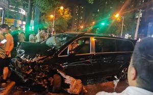 男子酒駕沖卡撞傷交警 肇事者已被刑拘