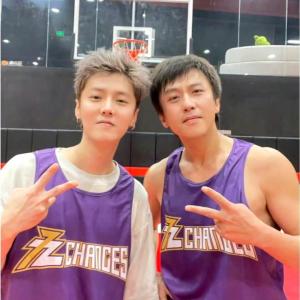 鄧超也搶不到鹿晗演唱會的票,！