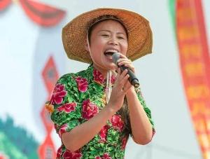 歌手“草帽姐”確診肝病 肝纖維化無法康復