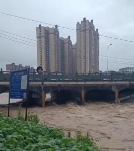 湖南龍山縣600余戶房屋被淹 特大暴雨引發(fā)災(zāi)情