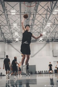 上次中國(guó)球員被NBA選中已是9年前,，楊瀚森靜待NBA選秀夜！