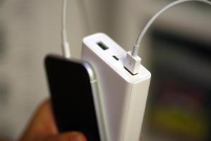 民航局談為何發(fā)布充電寶通知 確保航空安全