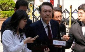 媒体人：尹锡悦或将因病重死在狱中 健康状况堪忧