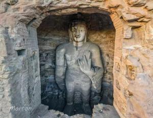 官方回应云冈石窟大佛冻得流鼻涕 持续降雨致渗水现象