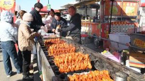 “人均50元”的大集為何火了 鄉(xiāng)土文化與消費(fèi)新趨勢(shì)