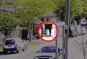 澳海滩枪击案枪手藏有伊斯兰国旗帜 父子作案致16死