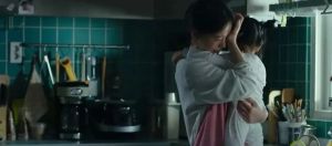 活得通透的中年女性，开始对三件事“祛魅”