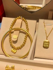 三金该不该退出备婚清单