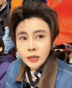 王濛冬奥会偶遇关晓彤：我们俩还合影了