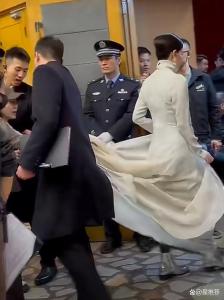 王菲春晚将演唱《你我经历的一刻》 第六次登台引热议