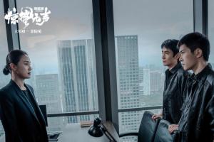 张艺谋的戏法与局限 谍战新作《惊蛰无声》