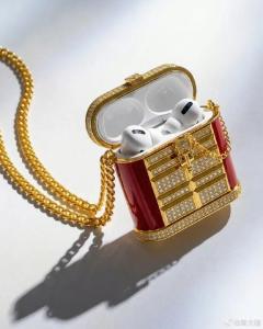 周大福黄金耳机盒已售空 限量单品引发热议