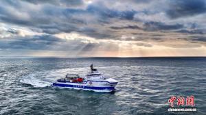 全球最大大型压裂船交付 中国海上油气作业迎新利器