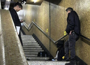 警方回应港铁上环站千万元外汇劫案：5人涉嫌串通行劫被拘捕