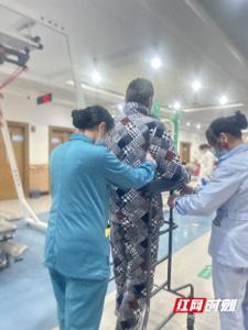 男子突发脑出血致瘫！医生：中年人请务必管好血压