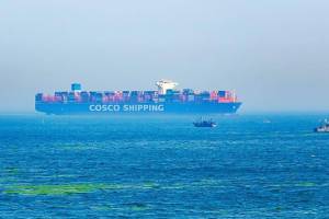 中国多家货运公司恢复海湾地区航线 开辟新“生命线”