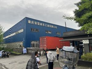 求职者在张雪机车厂外蹲守数日 只为感受企业文化