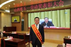 49岁局长在办去世妻子哽咽发声 猝死引发关注