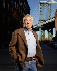 曾卖血换餐的亿万富豪，道出六大人生道理 从农场到地产帝国的逆袭之路