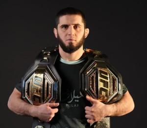 在意大利被盗，UFC冠军马哈切夫：小偷，请把KK7送的球鞋还我 珍贵礼物失窃