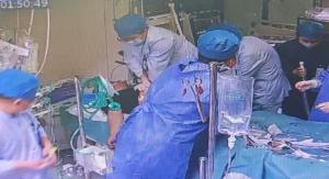 一35岁男子在急诊室突然倒地 熬夜饮酒险酿悲剧