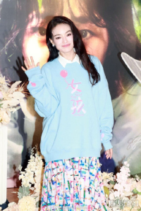 钟镇涛祝贺三位好友获金像奖 港圈情谊见证荣耀时刻