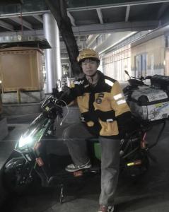 年仅20岁外卖员跳河救人牺牲 英勇事迹感动全网