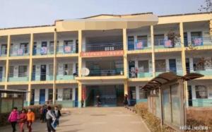 乡村小学曾因只有7名学生面临撤校 学校存亡关乎村庄未来