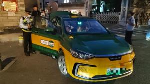 北京严查出租车“皇城游”宰客 严厉打击违规行为