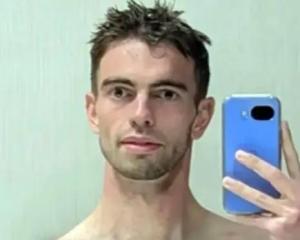 英国虎袭遇难者身份确认 男子翻越围栏遇袭身亡