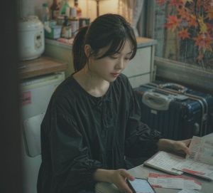 韩国女孩的天塌了：最美夏天，最惨秋天
