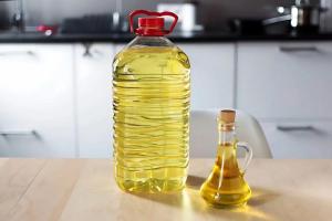 食用油的保质期是指“未开封”状态 开封后需谨慎使用