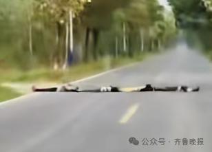 当地对躺马路小孩进行上门教育 强化儿童安全意识