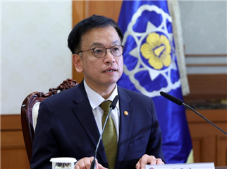 李周浩任韩国代总统 接替崔相穆职务